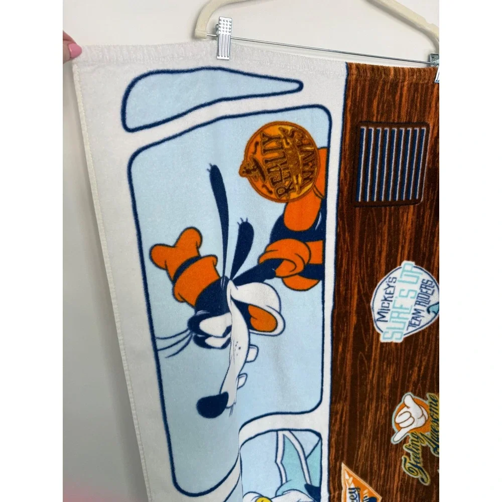 VTG Disney Woodie Surf Wagon Beach Towel Mickey Donald Goofy Retro 90s‎ Surfs Up
